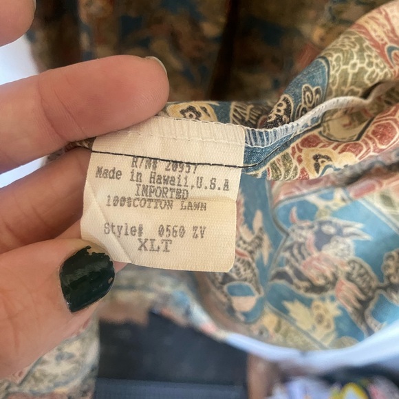 Pau Hana button down - Picture 5 of 5